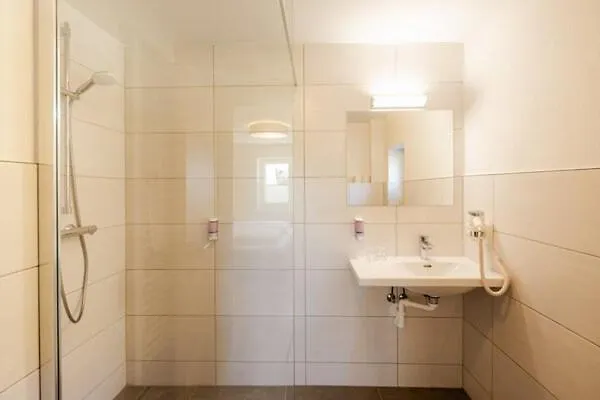 Im Feld 圣迈克尔隆高